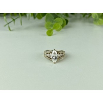 925 Sterling Silver Gold Plated CZ Ring Size 6.5
