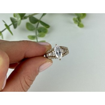 925 Sterling Silver Gold Plated CZ Ring Size 6.5