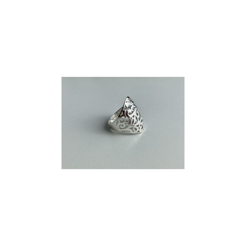 925 Sterling Silver Openwork Ring Size 7