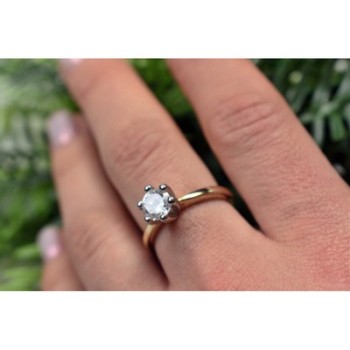 Gold Plated (18k) Ring With CZ Size 8
