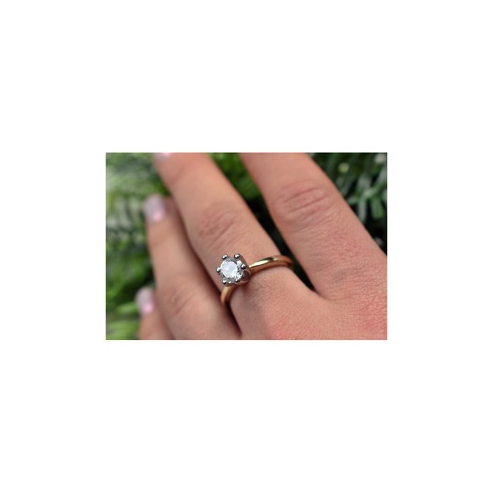 Gold Plated (18k) Ring With CZ Size 8