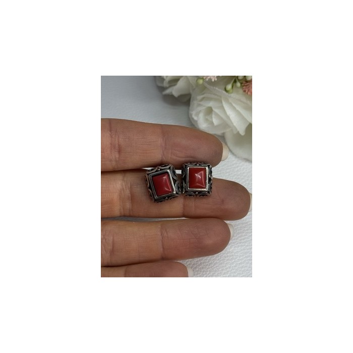 Vintage 925 Sterling Silver Carnelian Earrings Length 0.52 Inch