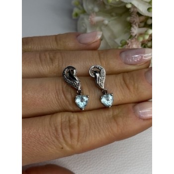 925 Sterling Silver Blue Topaz Heart Earrings Length 0.85 Inch