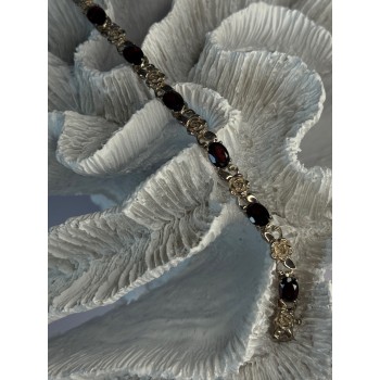 925 Sterling Silver Flower Garnet Bracelet Length 8