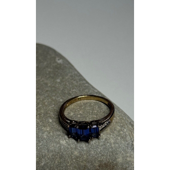 10K YELLOW GOLD SAPPHIRE & DIAMONDS RING SIZE 6