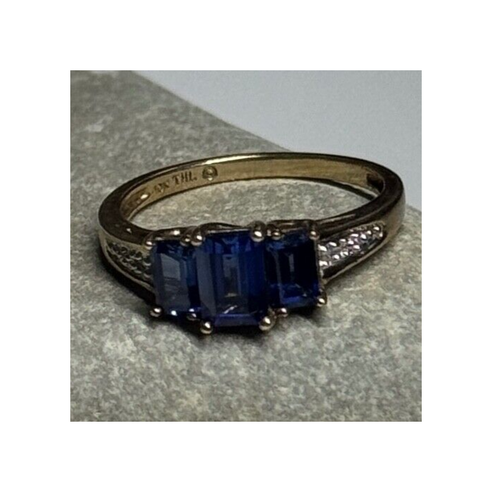 10K YELLOW GOLD SAPPHIRE & DIAMONDS RING SIZE 6