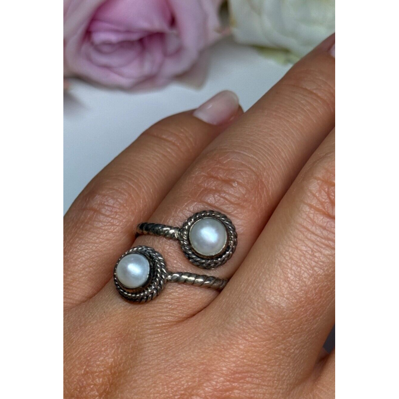 VINTAGE 925 STERLING SILVER PEARL RING  SIZE 5