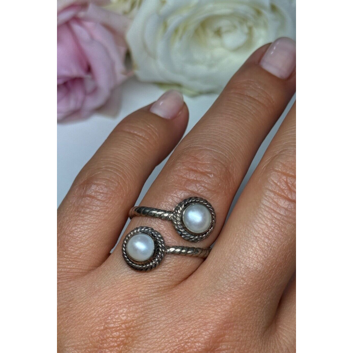 VINTAGE 925 STERLING SILVER PEARL RING  SIZE 5