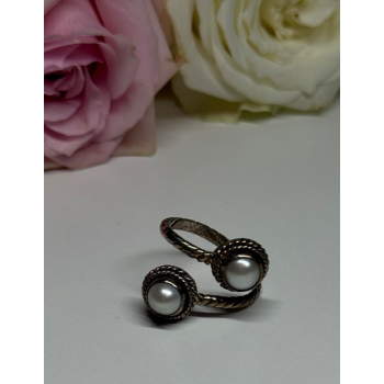 VINTAGE 925 STERLING SILVER PEARL RING  SIZE 5