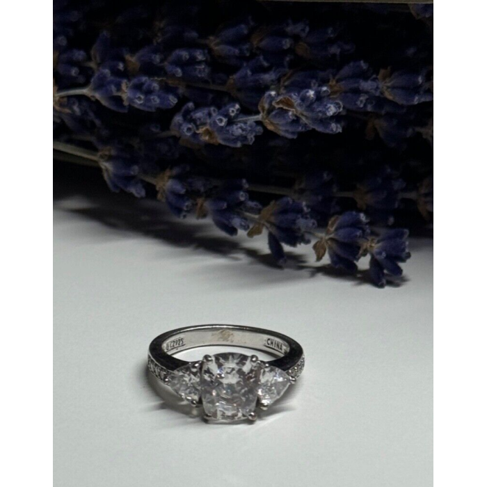 925 Sterling Silver CZ Ring Size 5.5