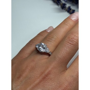 925 Sterling Silver CZ Ring Size 5.5