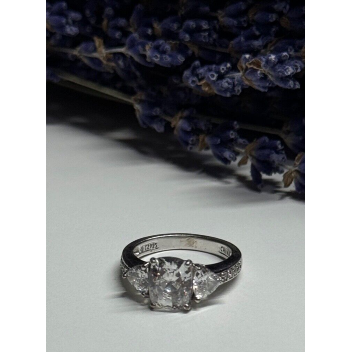 925 Sterling Silver CZ Ring Size 5.5