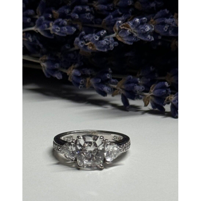 925 Sterling Silver CZ Ring Size 5.5