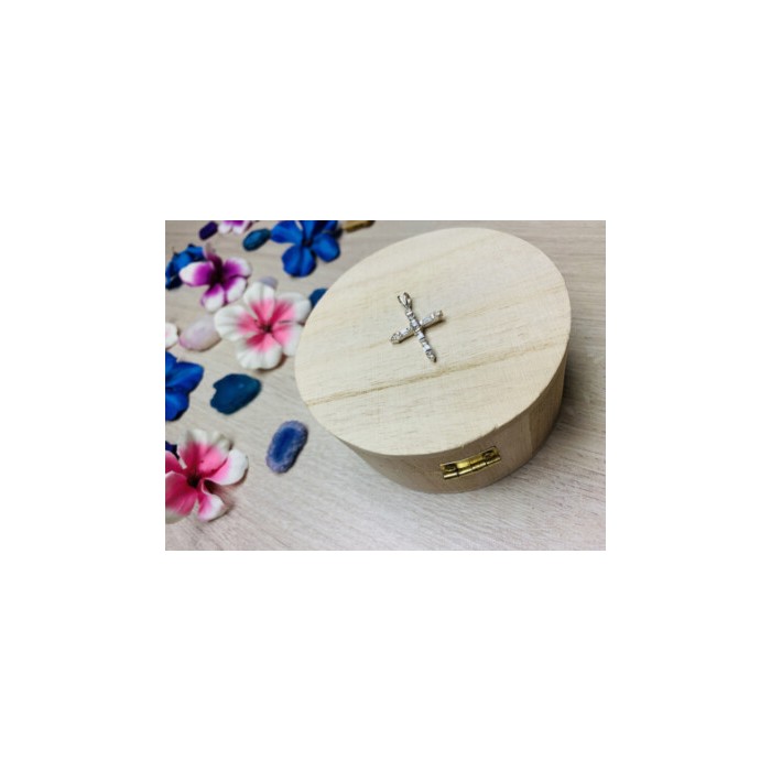 925 Sterling Silver CZ Cross Pendant