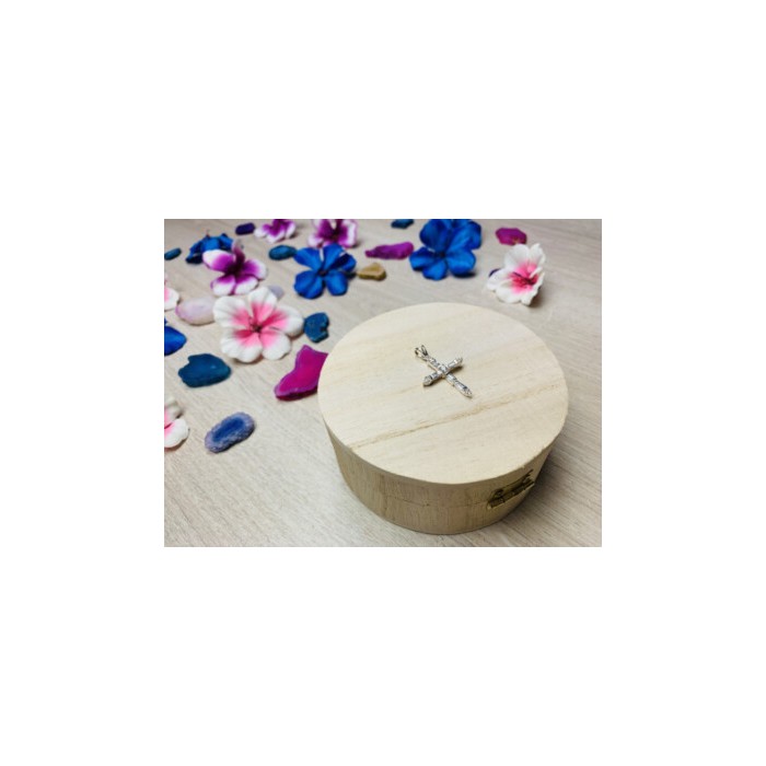 925 Sterling Silver CZ Cross Pendant