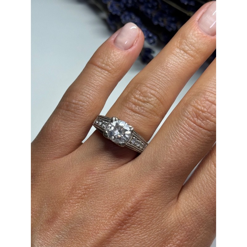 925 Sterling Silver CZ Ring Size 6