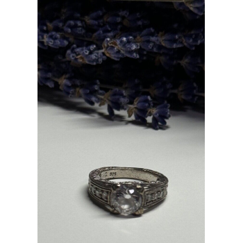 925 Sterling Silver CZ Ring Size 6