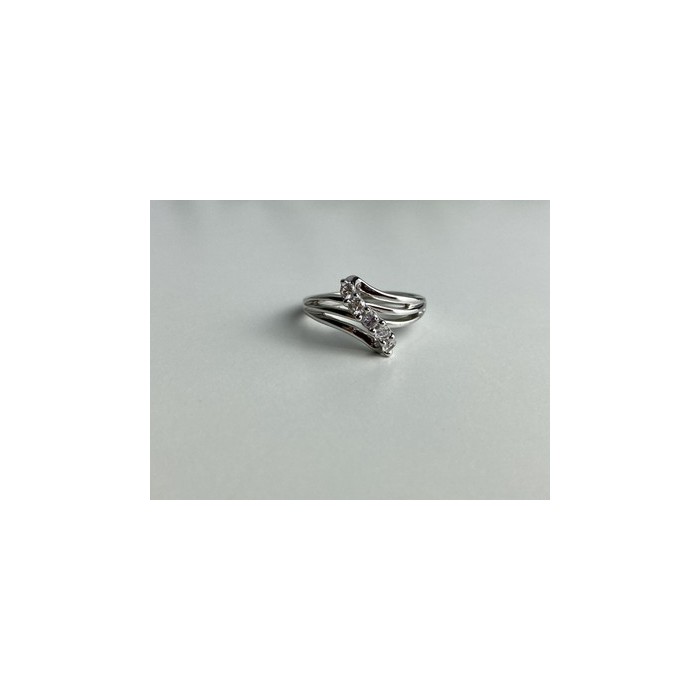 925 Sterling Silver White Topaz Ring Size 7