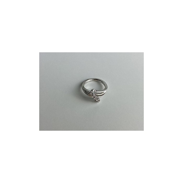 925 Sterling Silver White Topaz Ring Size 7