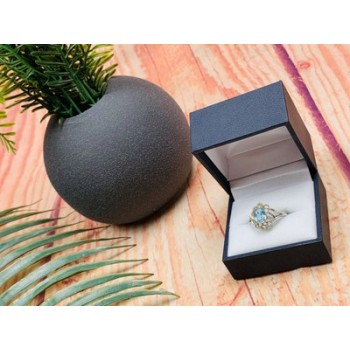 925 Sterling Silver Topaz Ring Size 6.5