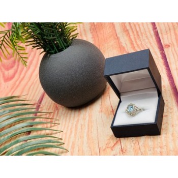 925 Sterling Silver Topaz Ring Size 6.5