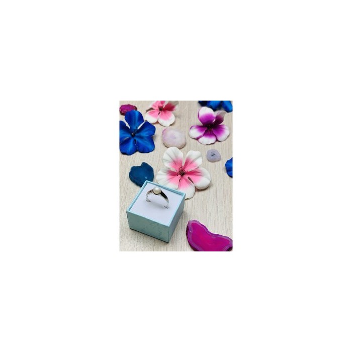 925 Sterling Silver Pearl Ring Size 8