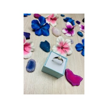 925 Sterling Silver Pearl Ring Size 8