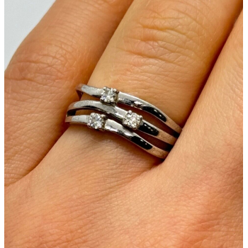 925 Sterling Silver CZ Ring Size 6