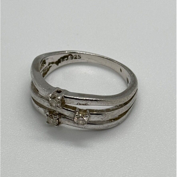 925 Sterling Silver CZ Ring Size 6
