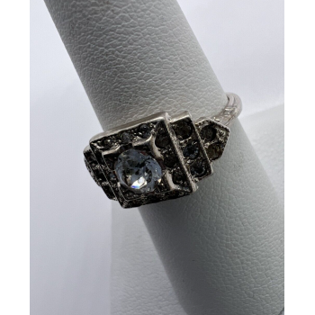 925 Sterling Silver & CZ Ring Size 7