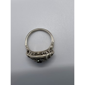 925 Sterling Silver & CZ Ring Size 7