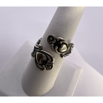 925 Sterling Silver & Vintage Avon Ring Size 7