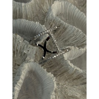 Elegant Design 925 Sterling Silver CZ Ring Size 7 & 8