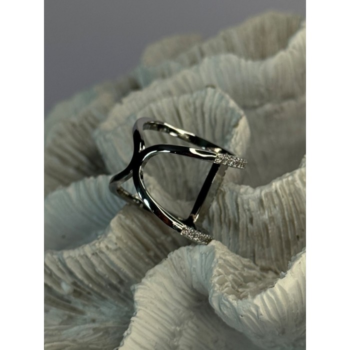 Elegant Design 925 Sterling Silver CZ Ring Size 7 & 8