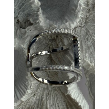 Elegant Design 925 Sterling Silver CZ Ring Size 7 & 8