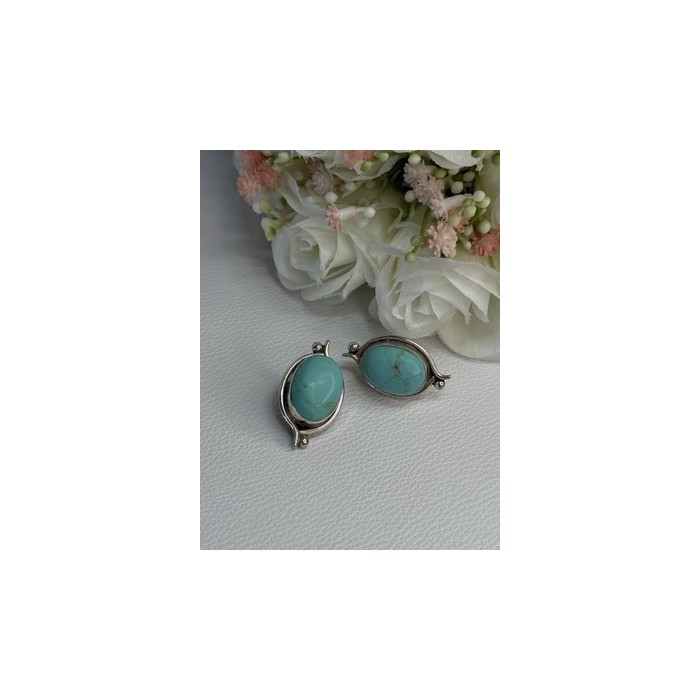 925 Sterling Silver Turquoise Clip Earrings Length 1.15 Inch