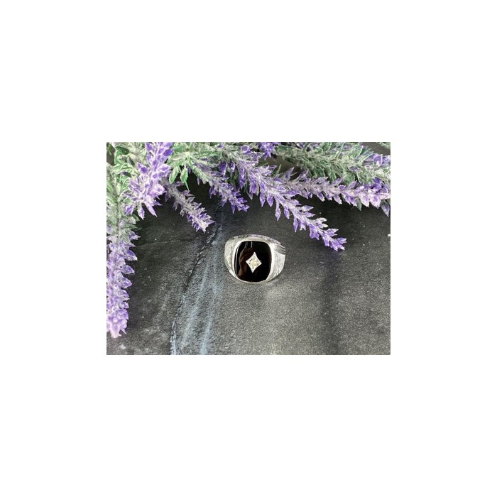 925 Sterling Silver Black Nephrite & CZ Ring Size 9