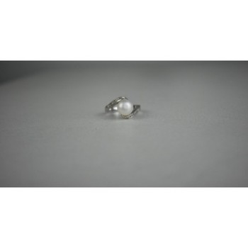 925 Sterling Silver Pearl & Colorless Spinel Ring Size 8