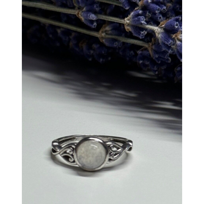 925 Sterling Silver Moonstone Ring Size 7