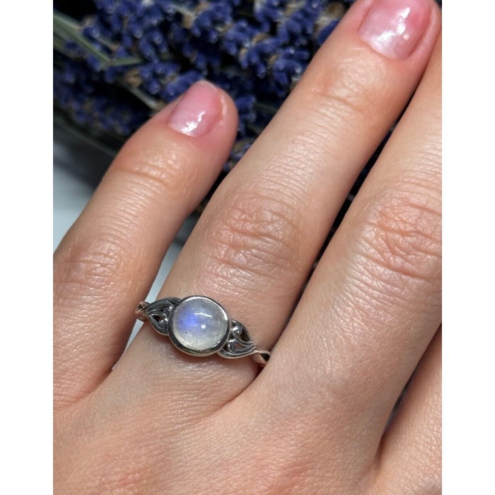925 Sterling Silver Moonstone Ring Size 7