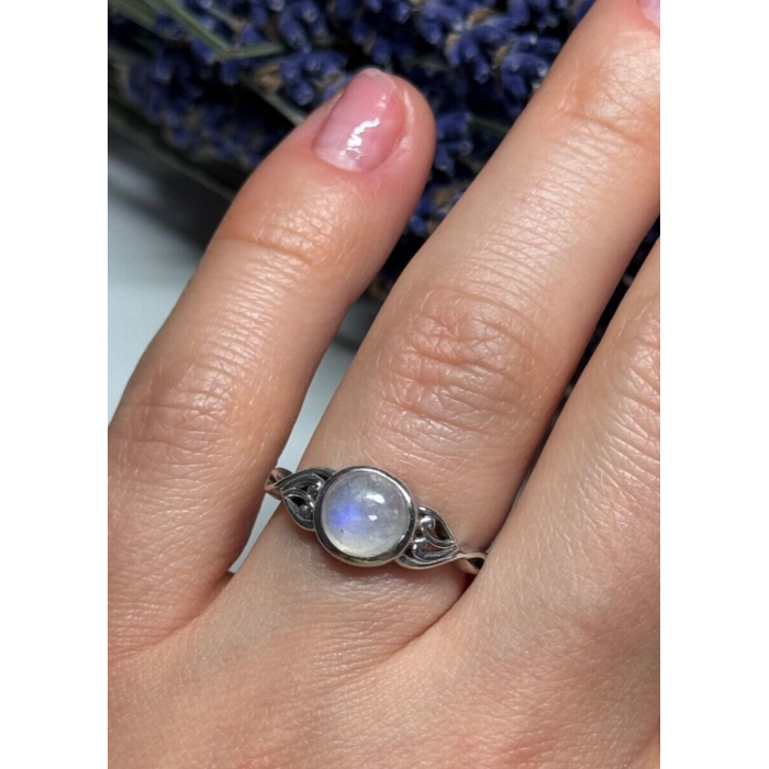 925 Sterling Silver Moonstone Ring Size 7