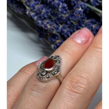 925 Sterling Silver Amber & Marcasite Ring Size 5