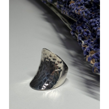 925 STERLING SILVER RING SIZE 6