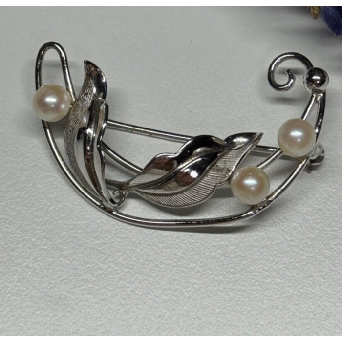 925 STERLING SILVER  PEARLS BROOCH