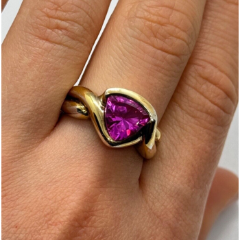 925 STERLING SILVER PINK TOPAZ RING SIZE 9