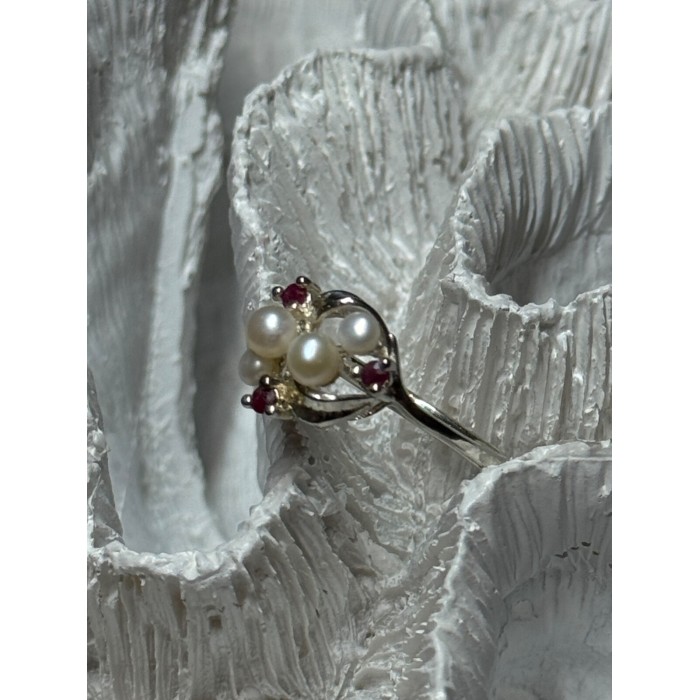 925 STERLING SILVER PEARLS & RUBY RING SIZE 8