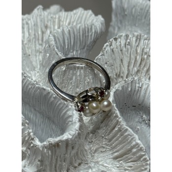 925 STERLING SILVER PEARLS & RUBY RING SIZE 8