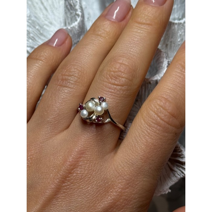 925 STERLING SILVER PEARLS & RUBY RING SIZE 8