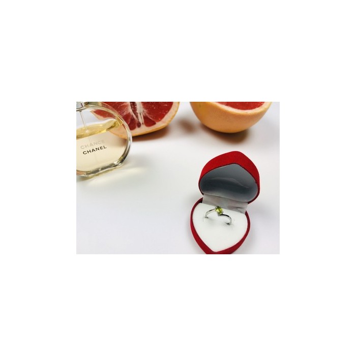 925 Sterling Silver Peridot Ring Size 6