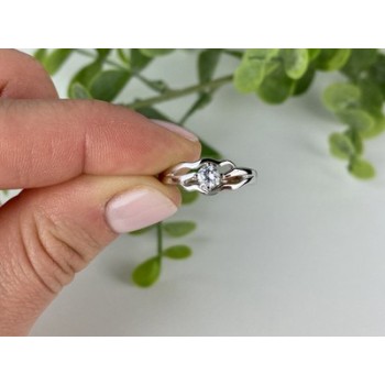 925 Sterling Silver CZ Ring Size 7